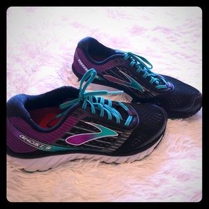 Brooks Ghost 9 running shoes